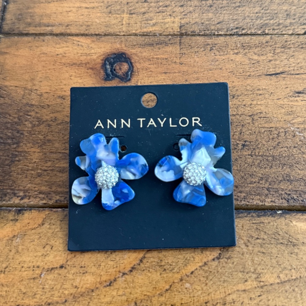 Ann Taylor Blue and White Floral Earrings